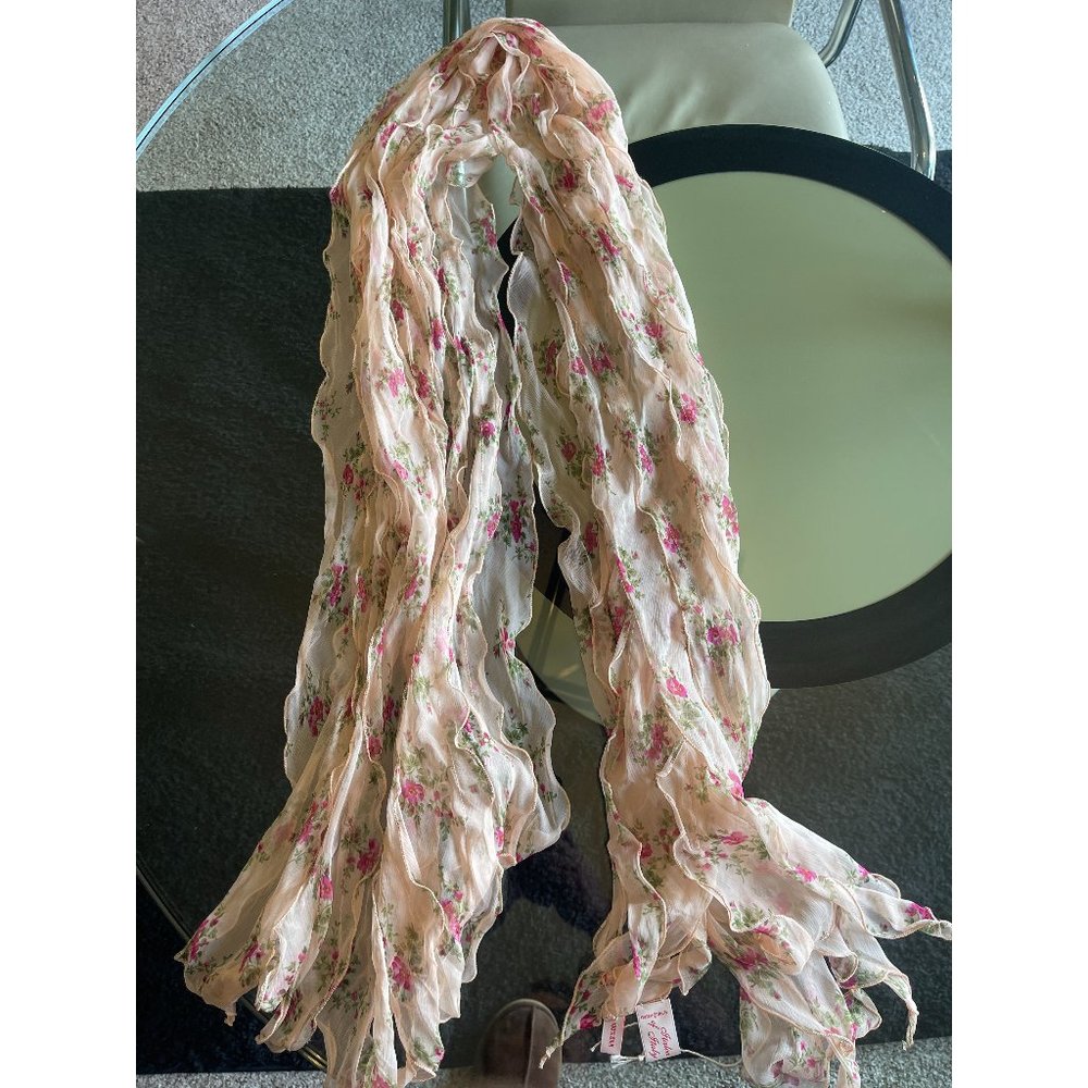 NWT Macy's Italca of Italy 100% Silk Floral Print Pink Scarf One Size